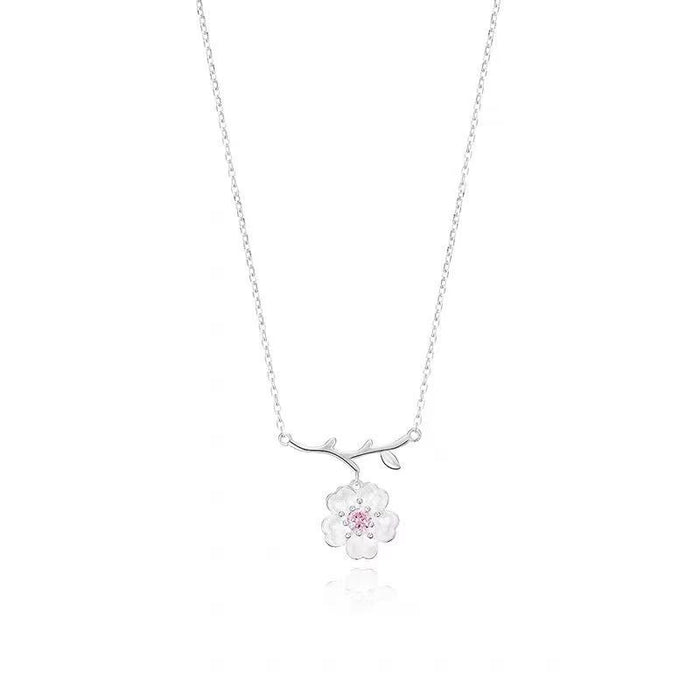 Wholesale Necklace, simple flower pendant, collarbone chain, niche high-end accessory