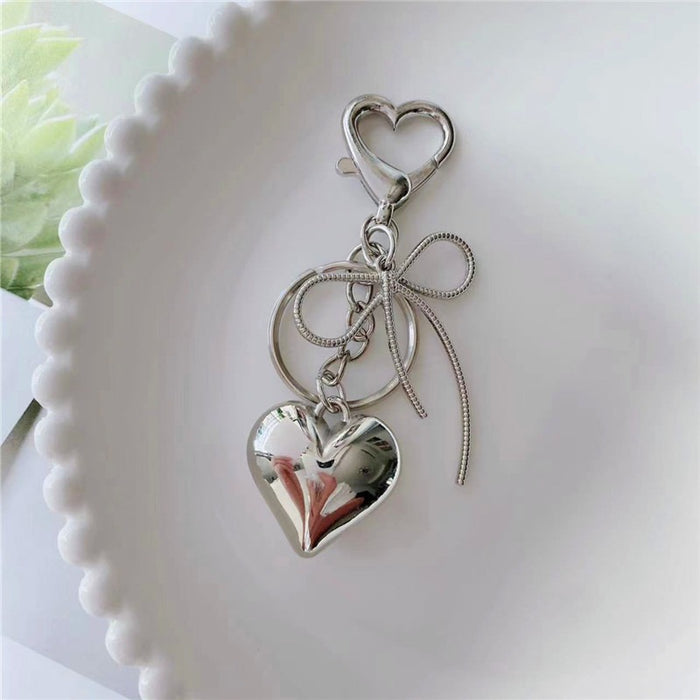 Wholesale silver Love Keychain Pendant Cute Girlfriend Hanging Ornaments