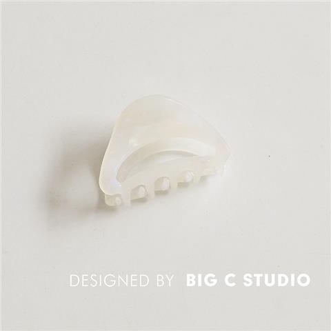 Wholesale Temperament shark clip hollow grip clip exquisite bangs clip back of the head clip