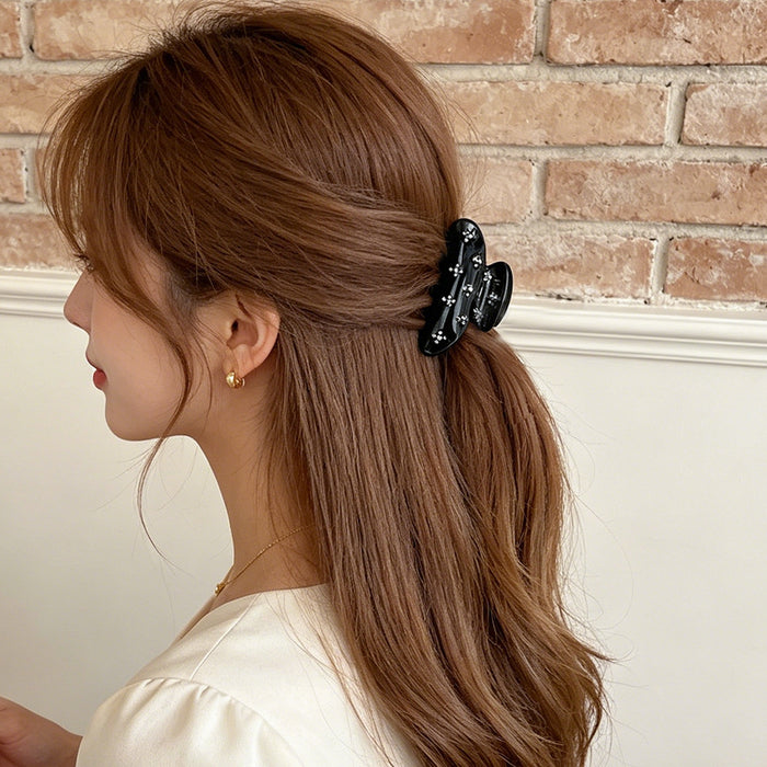 Wholesale Floral Acrylic Hair Clip - Trendy Fashion Accessory