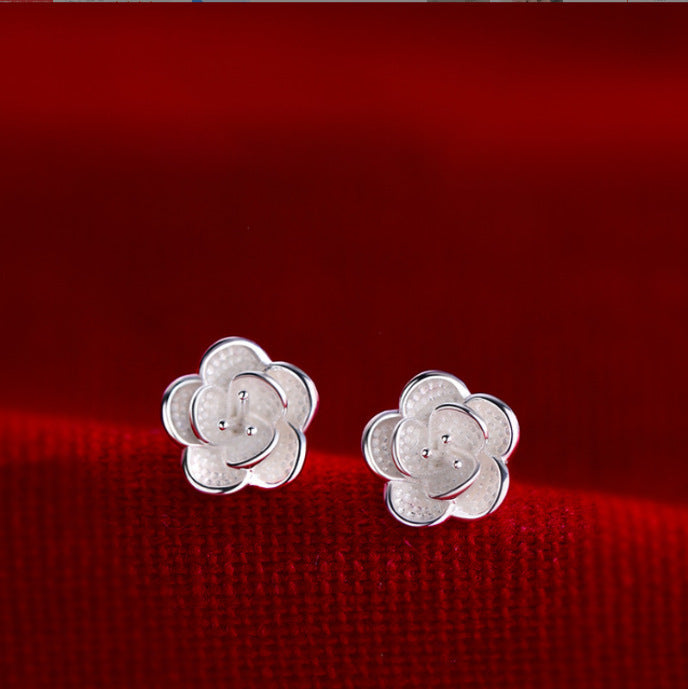 Wholesale compact and exquisite camellia earrings female niche design high-end earrings