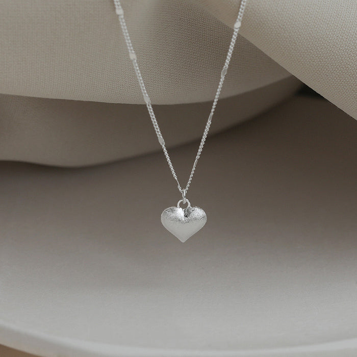 Wholesale Love necklace, fashionable, simple, niche design, temperament, collarbone chain