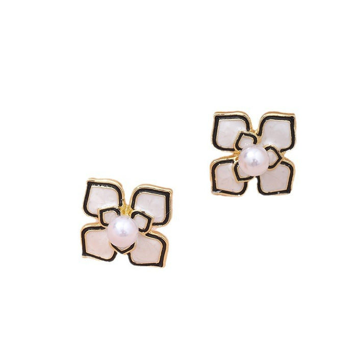 Wholesale New oil dripping pearl flower earrings with a niche design and high-end earring temperament