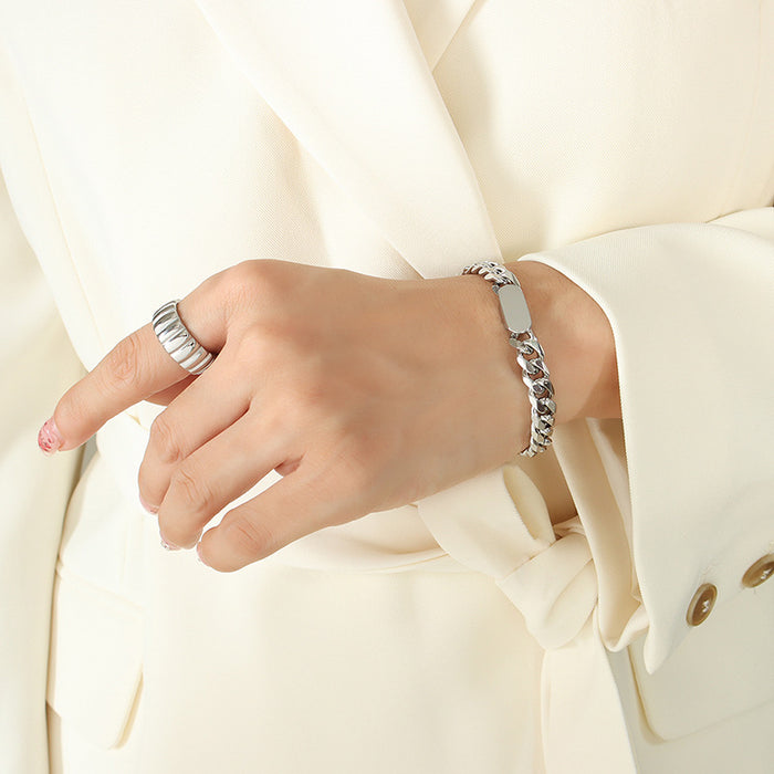 Wholesale Exaggerated chain necklace Minimalist light luxury bracelet jewelry set