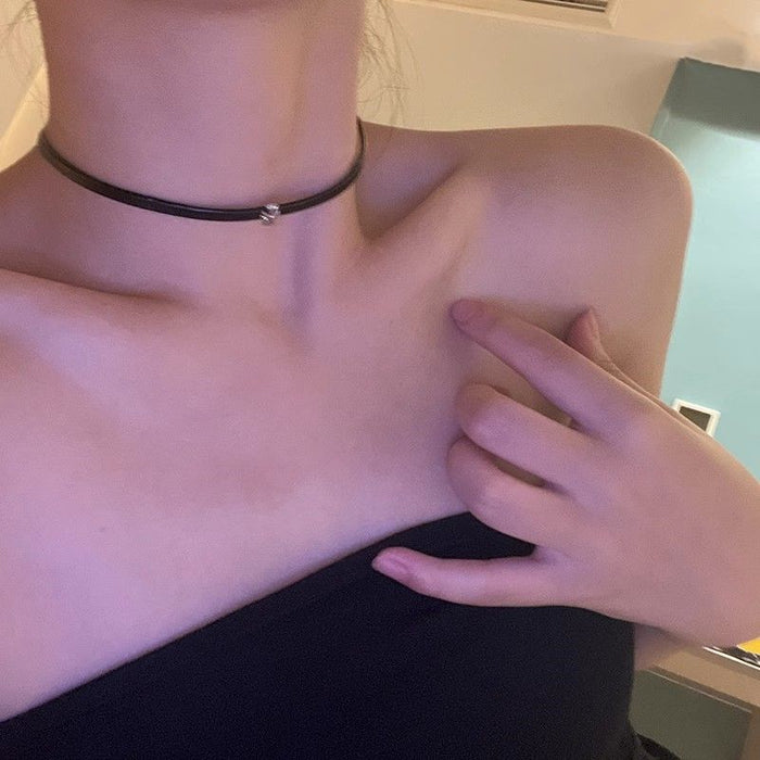 Wholesale Punk style casual black leather cross