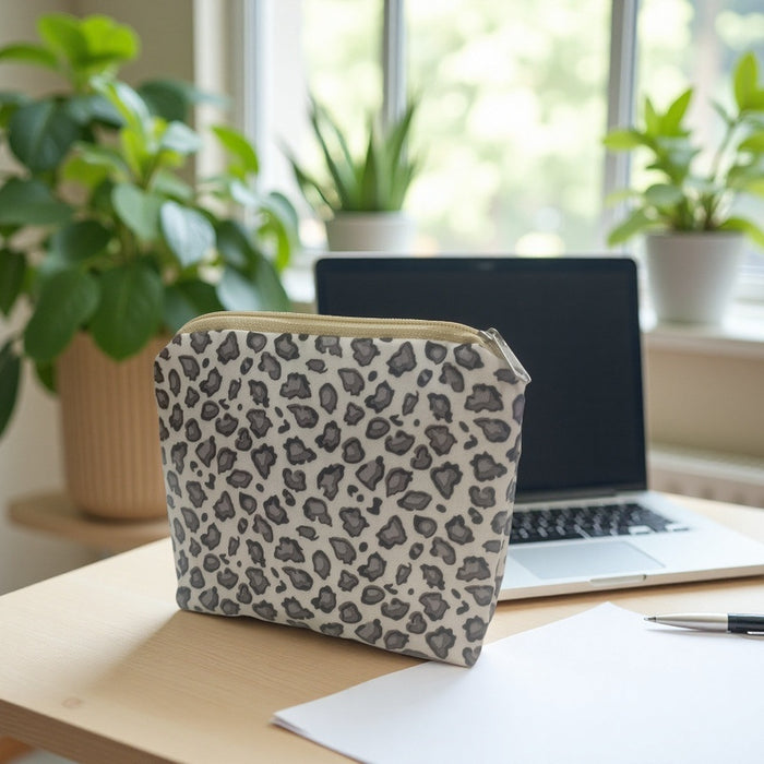 Wholesale Leopard print coin bag portable cosmetic bag lipstick coin storage canvas bag zipper coin bag