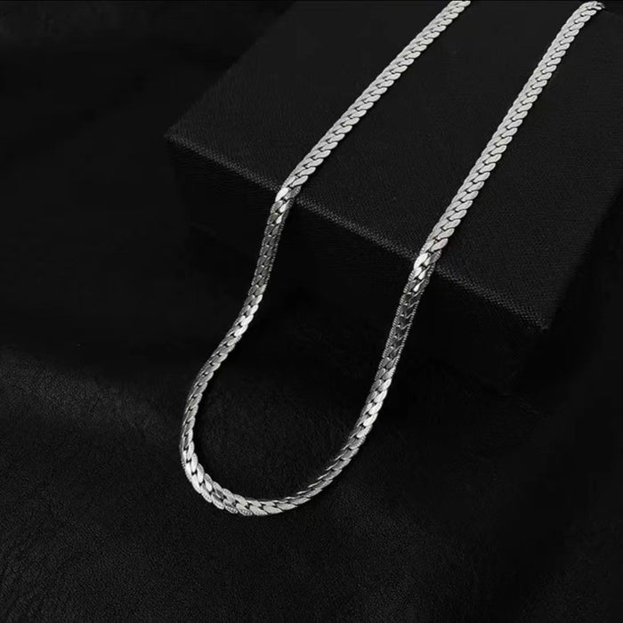 Wholesale Titanium steel Cuban chain necklace versatile, light luxury, niche sweater chain