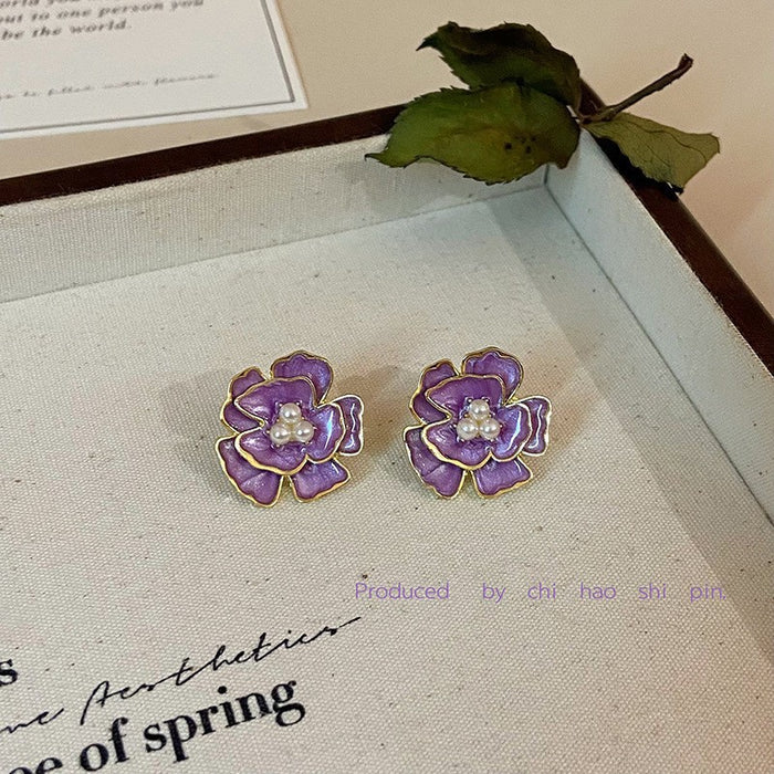 Wholesale New retro high-end pearl camellia earrings with drop glazed temperament earrings