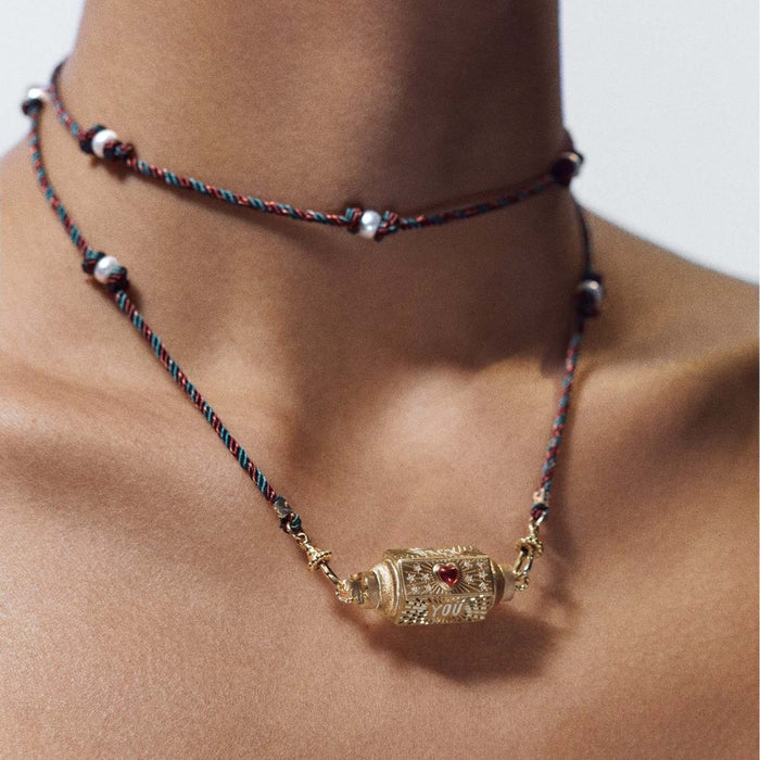 Wholesale Valentine' s Day Colorful Tarot Necklace Women' s Niche Star Eyes Gold-Plated Color-Preserving Pendant