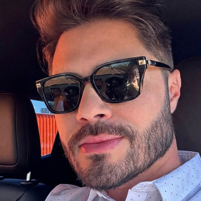 Wholesale Retro Square Frame Sunglasses UV400 Sun Protection for Women Men Trendy Chic Fashion Accessory