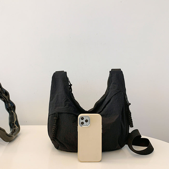 Wholesale Fashion class crossbody bag, simple and large capacity shoulder bag, commuting bag