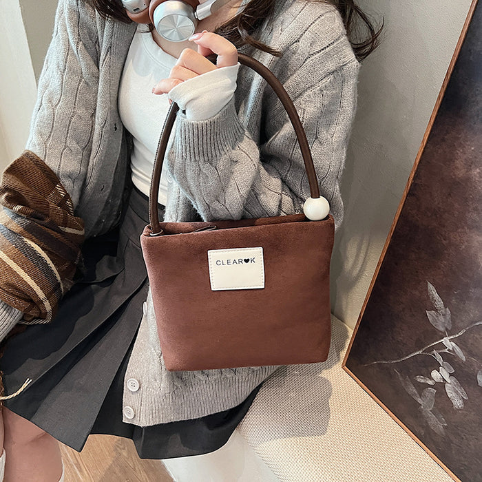 Wholesale Premium suede shoulder bag for women's casual and versatile commuting crossbody bucket bag