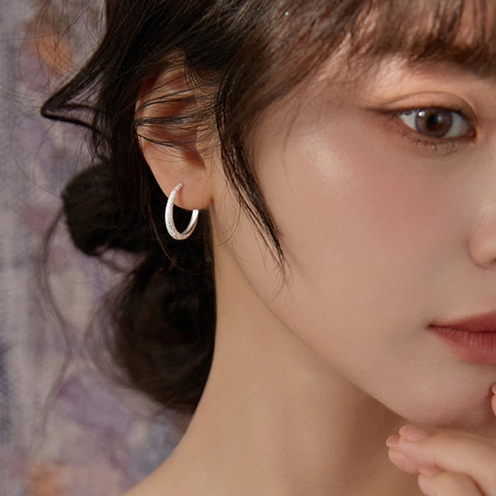 Wholesale 925 Sparkling Sterling Silver Needle Earrings New Trendy