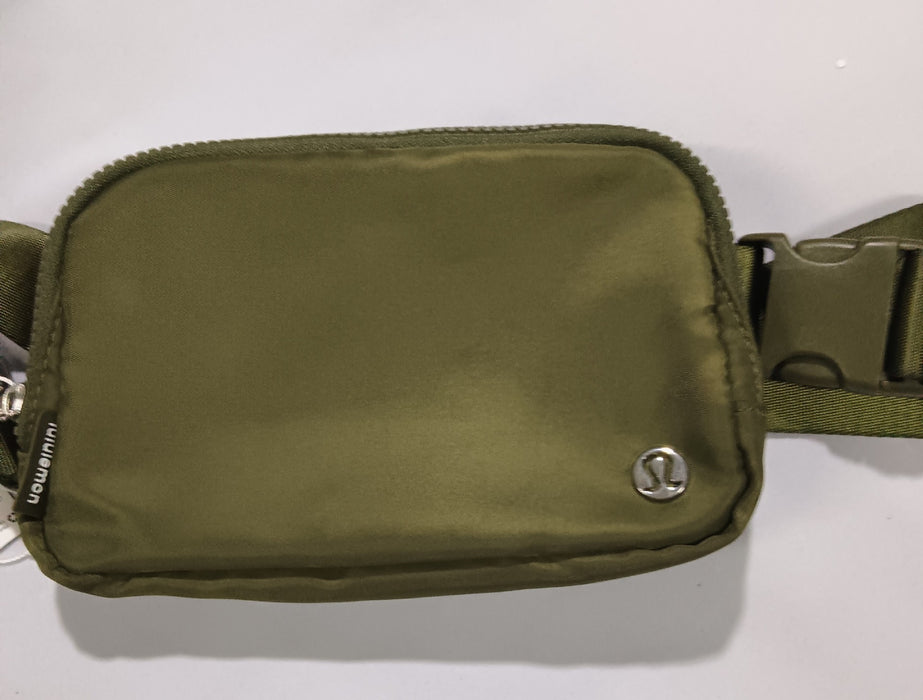 Wholesale Crossbody Nylon Waterproof Chest Bag JDC-SD-MeiYL003