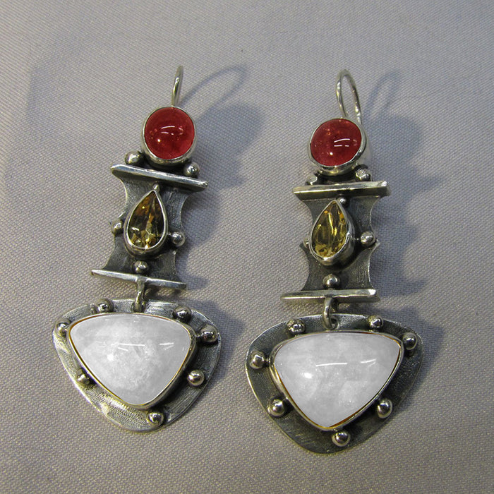 Wholesale Alien retro earrings, female niche design, new creative accessory earrings