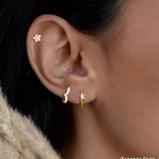 Wholesale Electroplated luxury star earrings with full diamonds, mini pentagram flowers, versatile and personalized earrings