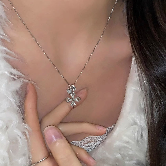 Wholesale Pendant necklace, niche, high-end, light luxury, versatile collarbone chain