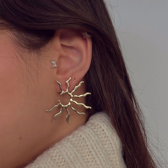 Wholesale Geometric metal sunflower earrings, niche high-end design, retro hollow earrings