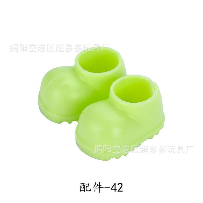 Wholesale Suitable for 17cm doll shoes,  bags,  glasses,  pendants,  cameras,  beach chairs,  surfing transparent protective cases