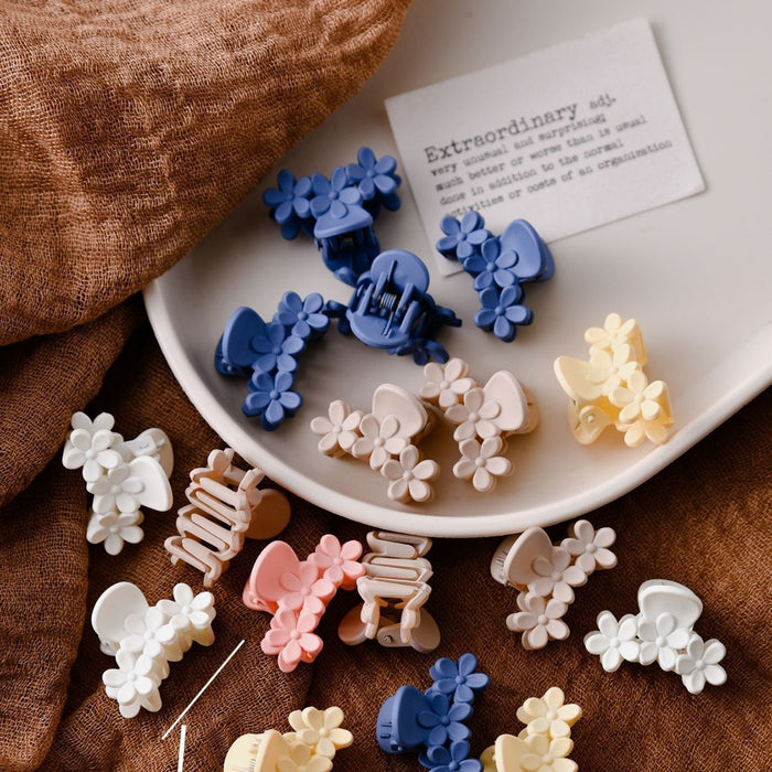 Wholesale 50pcs/set New flower frosted grip clip, cute children's mini shark clip, back of head clip, hair clip
