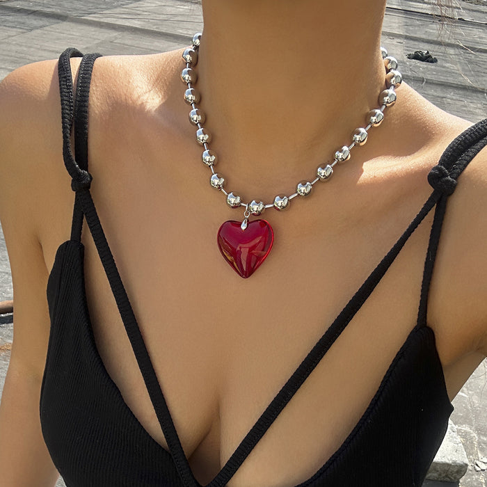 Wholesale Minimalist jewelry chain, heart-shaped collarbone chain, niche heart-shaped necklace