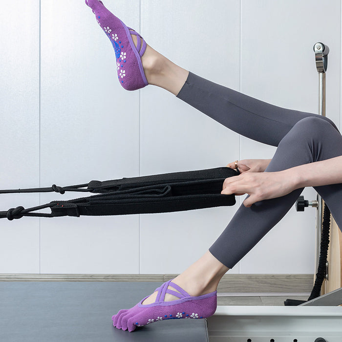 Wholesale  Dispensing Anti-Slip Socks Professional Pilates Anti-Slip Straps Silicone Dance Socks Non-Slip Yoga Socks