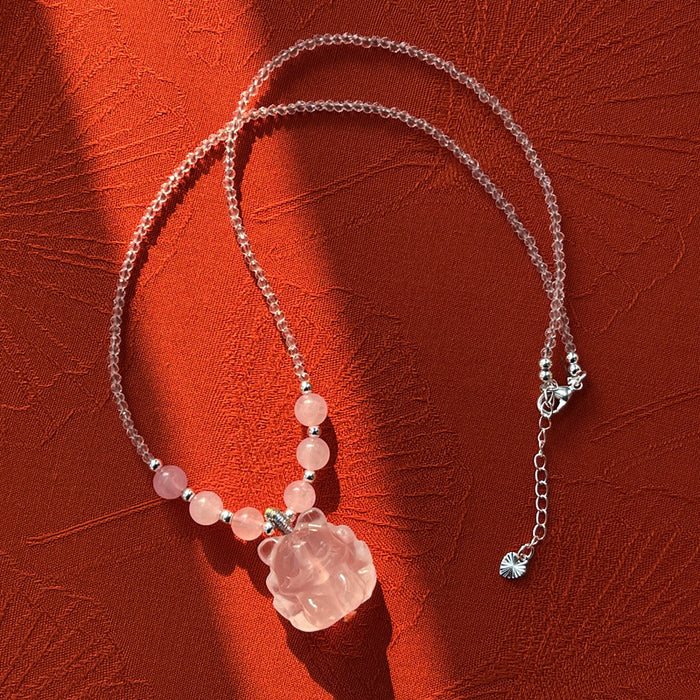 Wholesale Crystal pendant exquisite three-dimensional cute pink crystal necklace for girls