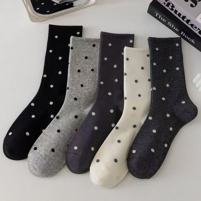 Wholesale New style mid length cotton socks, storm point socks, mid length trendy socks, socks