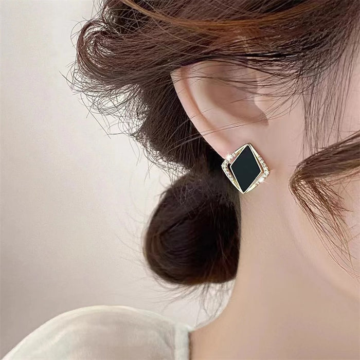 Wholesale 925 Anti-Silver Needle Elegant Light Luxury Prismatic Black Earrings Earrings for Women