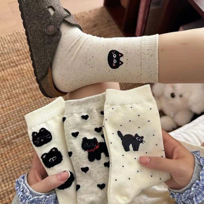 Wholesale Socks cartoon plush cute colorful dotted mid tube socks