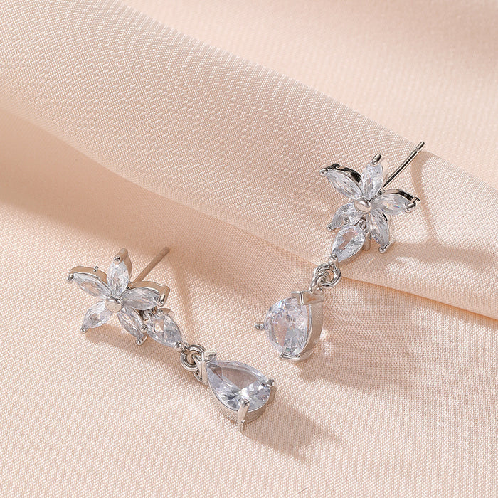 Wholesale Luxurious and exquisite zircon small flower water droplet earrings, fashionable and high-end, dynamic ear accessories