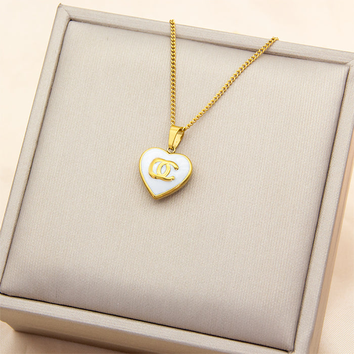 Wholesale Light luxury niche letter peach heart design, versatile and simple collarbone chain accessory