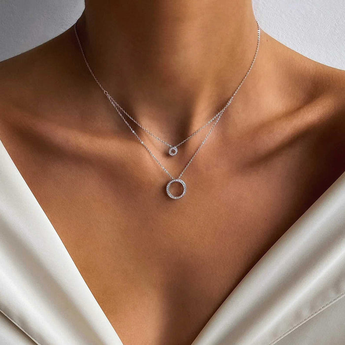 Wholesale Light luxury high-end diamond inlaid circular pendant necklace, fashionable and simple design, layered collarbone chain
