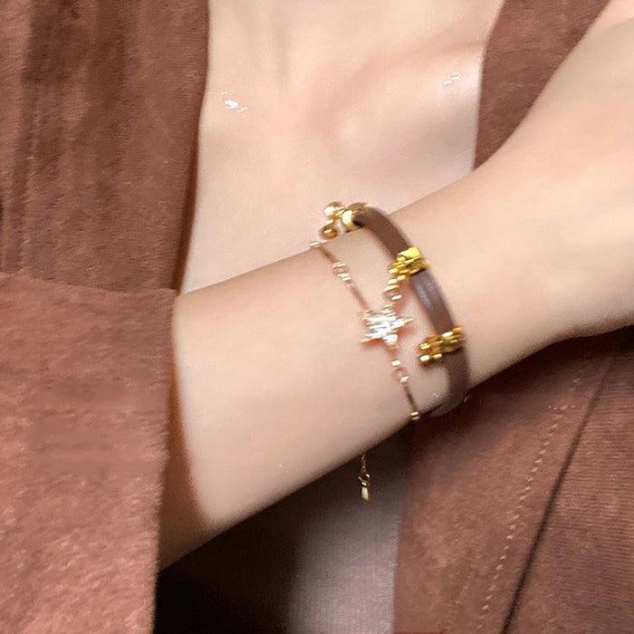 Wholesale Necklace, women's high-end, light luxury, retro collarbone chain accessory