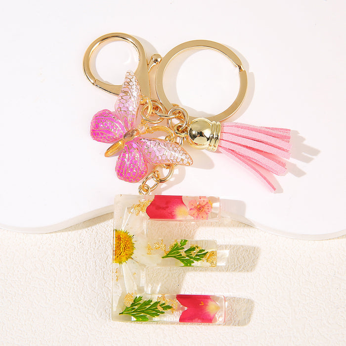 Wholesale Glue Dried Flower English 26 Letter Keychain Daisy Petal Letter Keychain  Pendant
