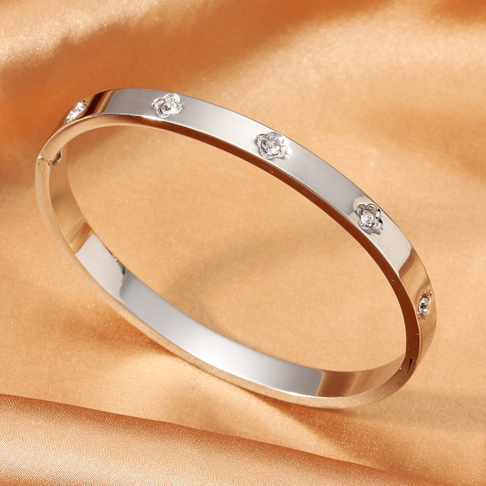 Wholesale Sophisticated &  Elegant: Light Luxury Titanium Steel Bangle