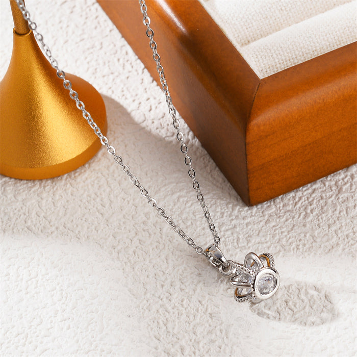 Wholesale New titanium steel crown necklace versatile, fashionable, and colorfast with a movable collarbone chain accessory