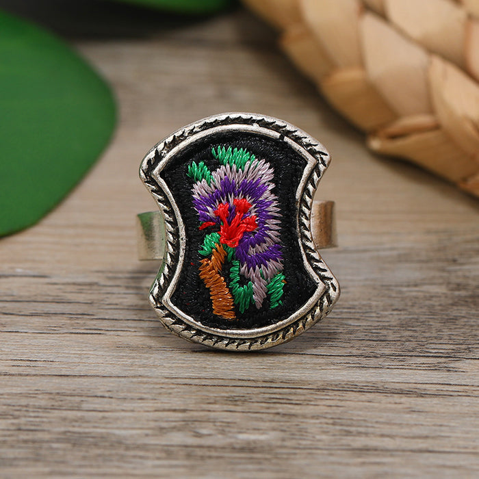 Wholesale Ethnic Style Handmade Miao Silver Embroidery Retro Alloy Ring JDC-RS-Luox001