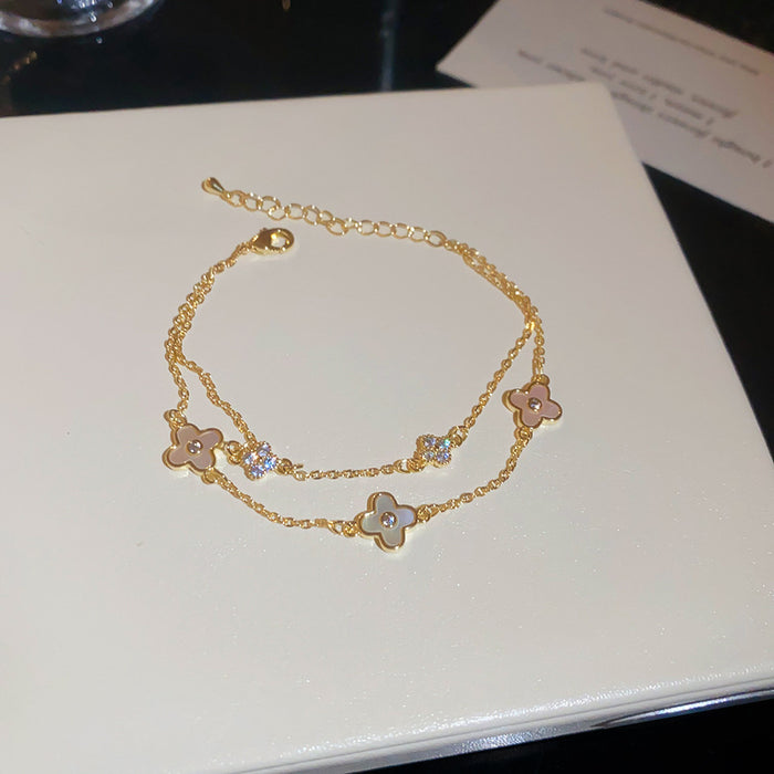 Wholesale Gold Plated Zircon Heart Bracelet Stylish Women' s Fashion Accessory