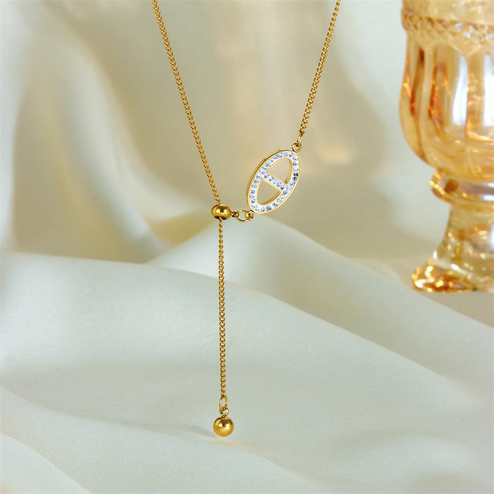 Wholesale New Pulling Diamond Pig Nose Titanium Steel Necklace with Gold Non fading Necklace