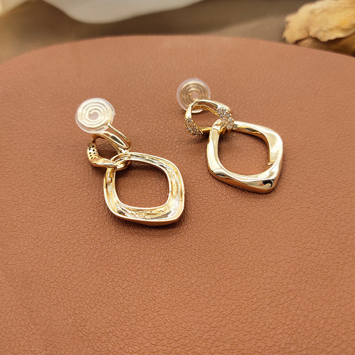 Wholesale Temperament earrings, gold earrings, niche design, light and high-end earrings