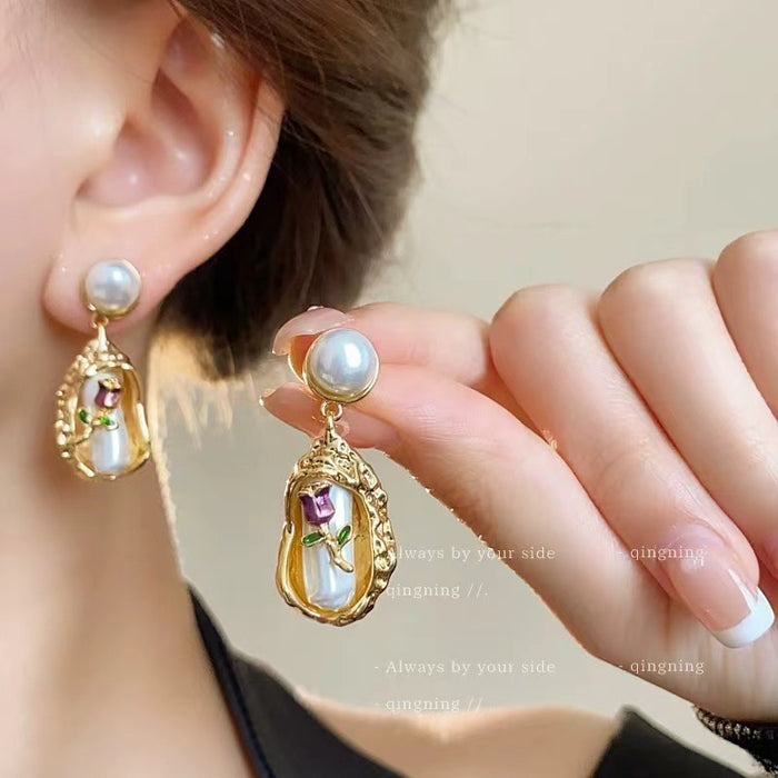 Wholesale Pearl and Cat' s Eye Stud Earrings