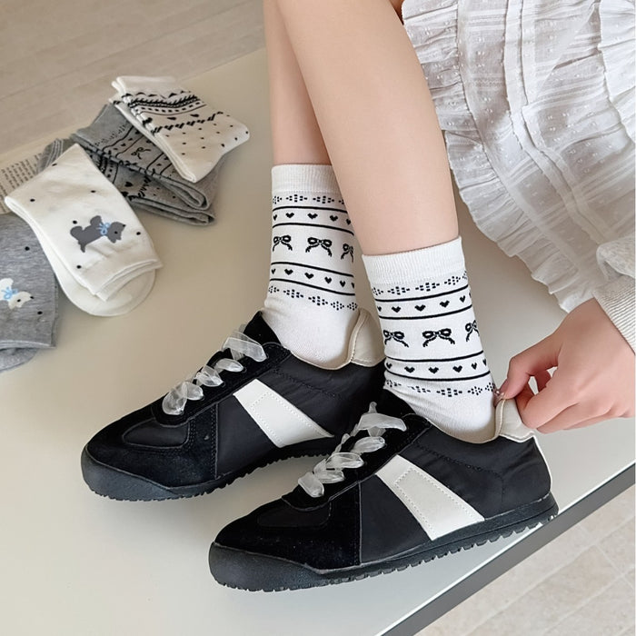 Wholesale Cotton socks with cute mid tube and versatile pile socks