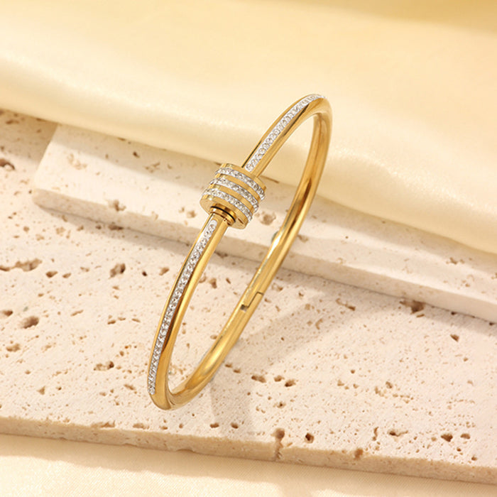 Wholesale Titanium steel versatile and high-end bracelet set