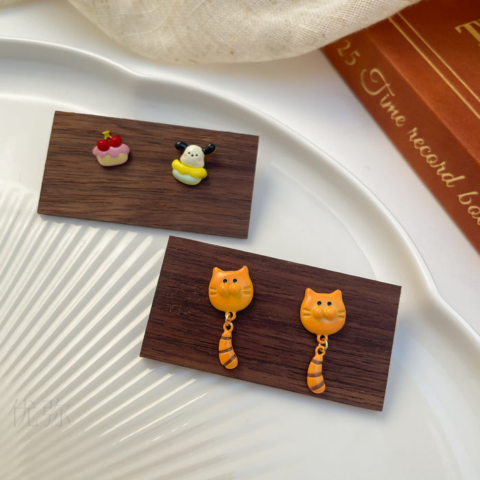 Wholesale cute cartoon earrings silver needle girls  brown earrings