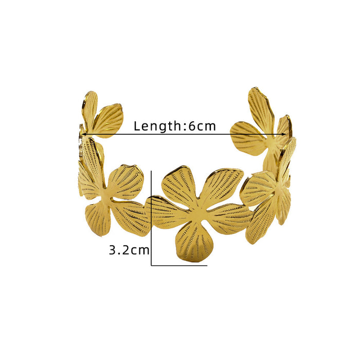Wholesale Fashionable and personalized gold stainless steel flower bracelet, high-end petal opening bracelet wholesale