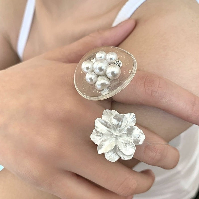 Wholesale Pearl White Three-Dimensional Flower Open Ring