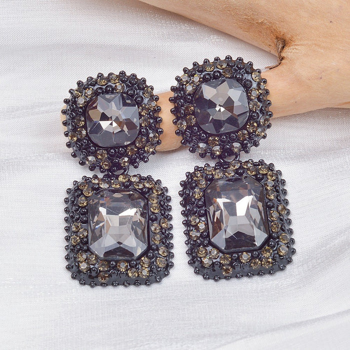 Wholesale Personalized earrings new crystal fashionable full diamond earrings square earrings