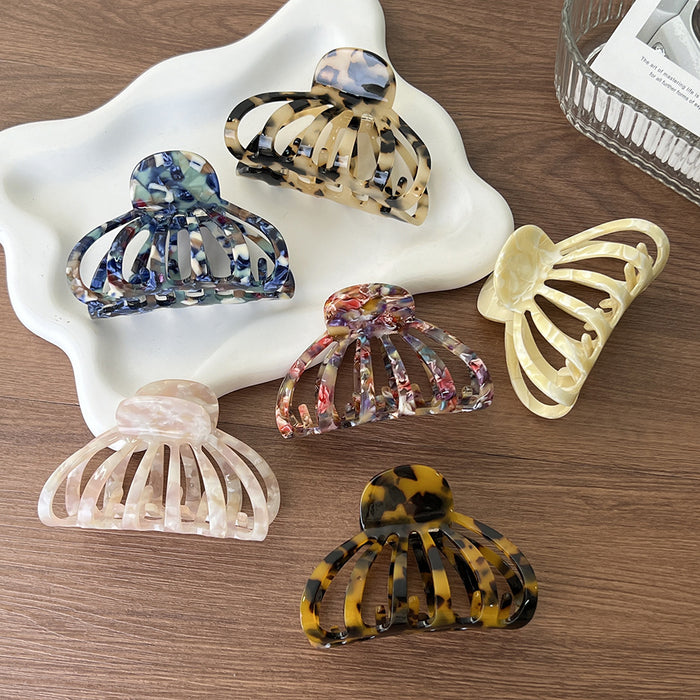 Wholesale Trendy Hollow Pumpkin Acetate Hair Claw Clip for Women Tortoiseshell Shark Clip Fashion Accessory