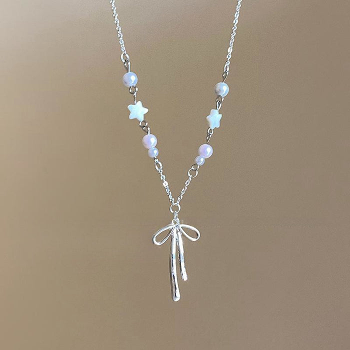 Wholesale New Butterfly Knot Pearl Necklace Neck Chain Clavicle Chain Style Light Luxury Jewelry